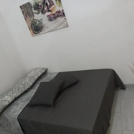 Maya's 2 Nyaraló